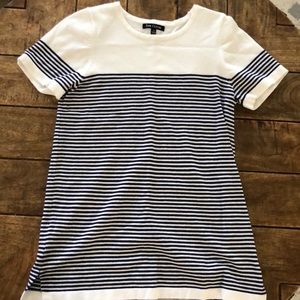 NWOT XS Pink Clover Button Detail Pullover